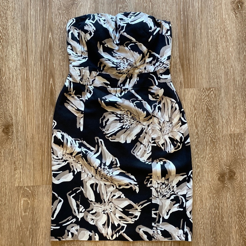 Banana Republic Linen Strapless Dress - Size 6